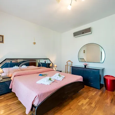Apartment Residenza Vittoria - Happy