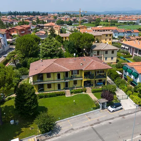 Residenza Vittoria - Happy Apartment Desenzano del Garda